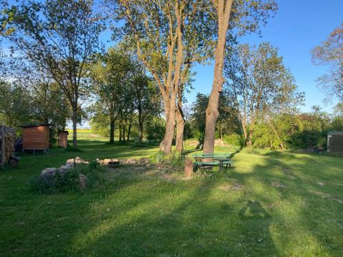 Taman di luar Apartment Battin 44 Uckermark