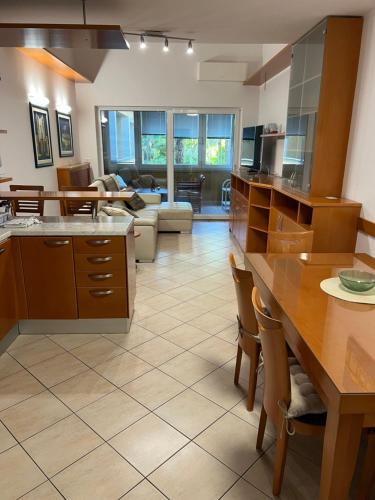 Η κουζίνα ή μικρή κουζίνα στο Appartamenti Miramare Portorose