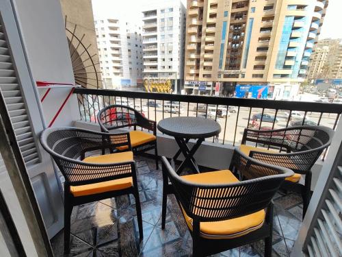 Luxurious Apartment With premium location and Cozy view near Cairo airport and city stars mall