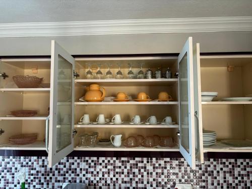 Photo de la galerie de l'établissement Milas-Bodrum Özel Havuzlu Triplex Villa, à Milas