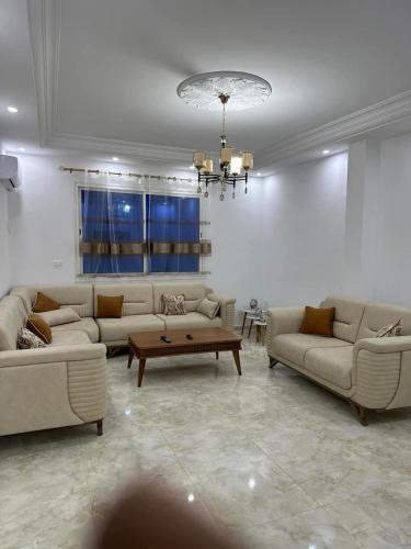 Гостиная зона в Mahdia Apartment N1 Chic et Modern