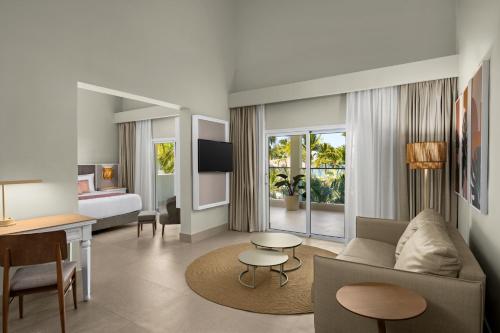 Cama o camas de una habitación en Wyndham Alltra Punta Cana All Inclusive Resort