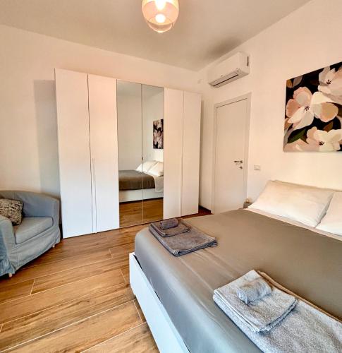 modern renovated home near city center & transit