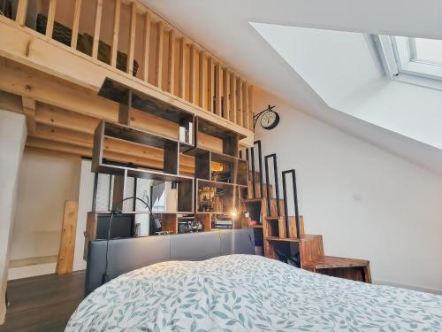 Nid douillet dans la cité des peintres