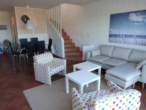 Ruang duduk di Villa Aigle sea view