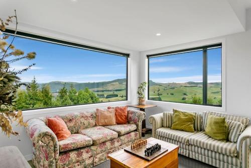 Zona de estar de Peaceful Luxury Retreat with Lake Views and Spa Pool