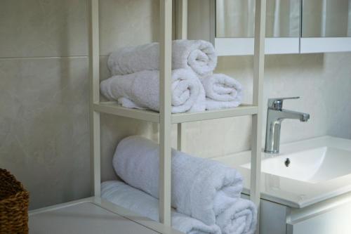 Кровать или кровати в номере Casa Ikigai Peaceful Kos Stay