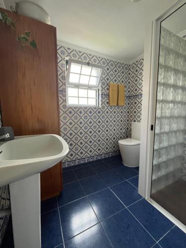 Ένα μπάνιο στο Quintinha da Chinela