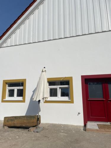 Gambar di galeri bagi Appartement mit 2 Schlafzimmern und Terrasse di Halle Westfalen