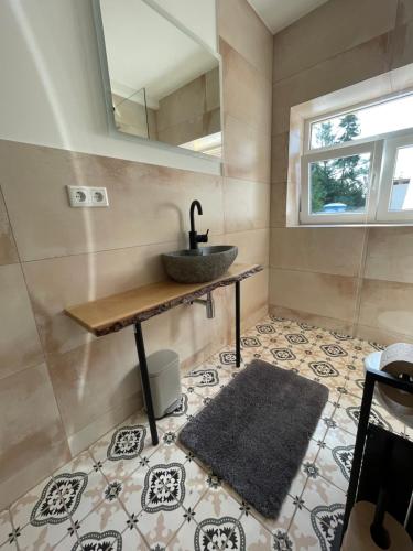 Gambar di galeri bagi Appartement mit 2 Schlafzimmern und Terrasse di Halle Westfalen