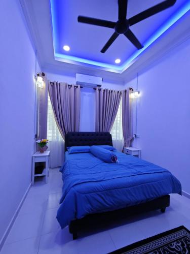 Postel nebo postele na pokoji v ubytování TheZamil's Homestay