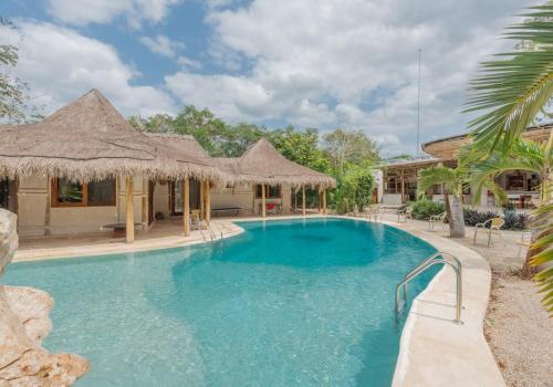 Kolam renang di atau dekat dengan Kasa Uh May-Tulum