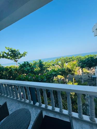 Balcone o terrazza di Villa Roco Private Beachfront Villa at Elyu