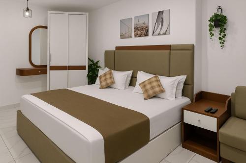 Simple Serene Chalet客房内的一张或多张床位