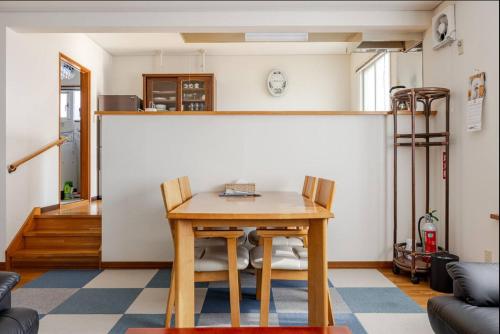 Χώρος καθιστικού στο 【One House 】白老駅から徒歩1分/グループ・家族で一棟貸切/ウポポイへのアクセスも抜群