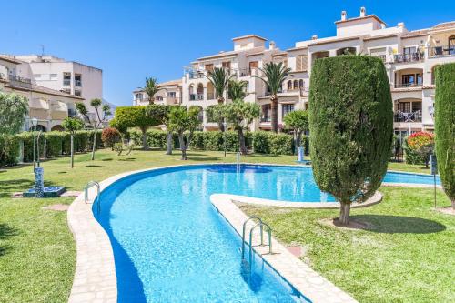 Casa Tucan Javea - Luxury House with Large Pool, 10 min walk to Arenal Beach