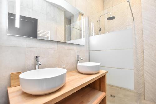 Photo de la galerie de l'établissement Wonderful apartment - 3BR-8P - Nation, à Paris