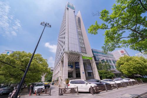 Φωτογραφία από το άλμπουμ του Dengba Inn - Hangzhou Longhu Riverside Paradise Walk στη Χανγκζού