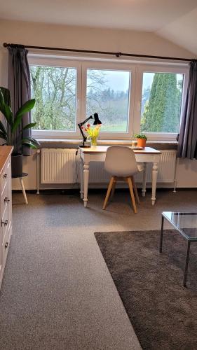 Ruang duduk di Room and kitchen im Katerberg