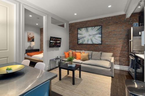 Gallery image of Explore NYC! Cozy 2BR in Prime Location in New York