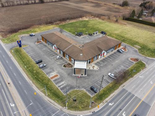 an overhead view of a building next to a road at Comfort Inn in Saint Thomas