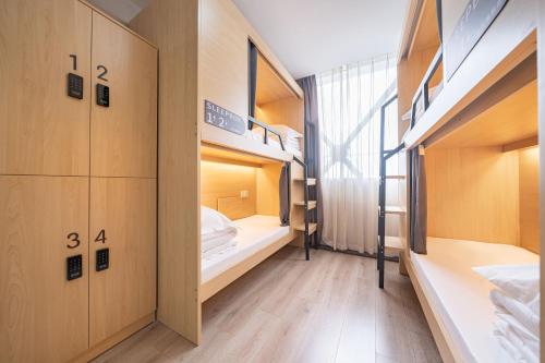 Φωτογραφία από το άλμπουμ του Dengba Inn - Hangzhou Longhu Riverside Paradise Walk στη Χανγκζού