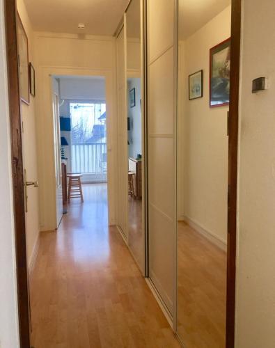 Photo de la galerie de l'établissement beau studio les pieds dans l'eau, au Pouliguen