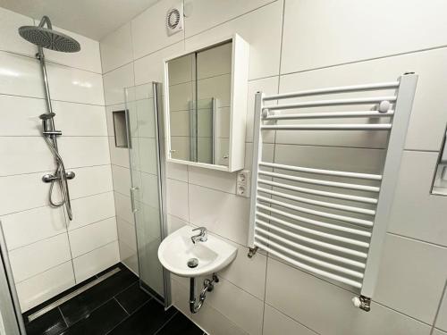 Ένα μπάνιο στο Worker Apartment near Reutlingen