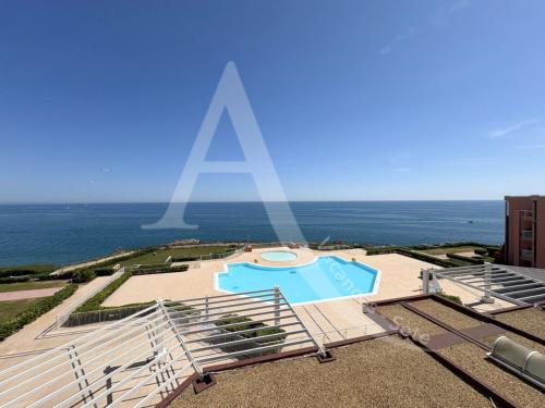 STUDIO VUE MER AVEC PKG, PISCINE, TENNIS, PLAGE DIRECT