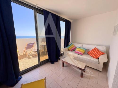 STUDIO VUE MER AVEC PKG, PISCINE, TENNIS, PLAGE DIRECT