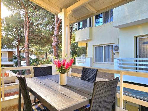 Lura 1 Pastel Apartment - 251