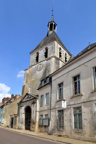 an old building with a tower on top of it at Assarag in Brienon-sur-Armançon