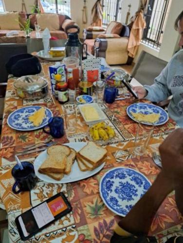Menjar a l'habitació en casa particular o a prop