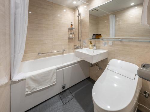 Un baño de Onn Oomagarinohanabi