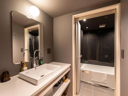 Un baño de Onn Oomagarinohanabi