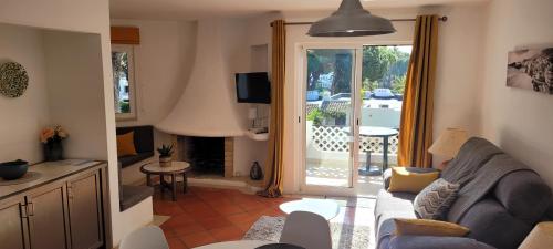 Apt P209 situé au sein de Balaia Golf Village