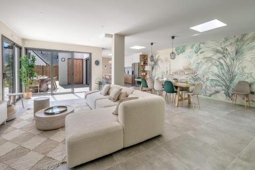 850m de la mer - Maison 8 adultes et 4 enfants