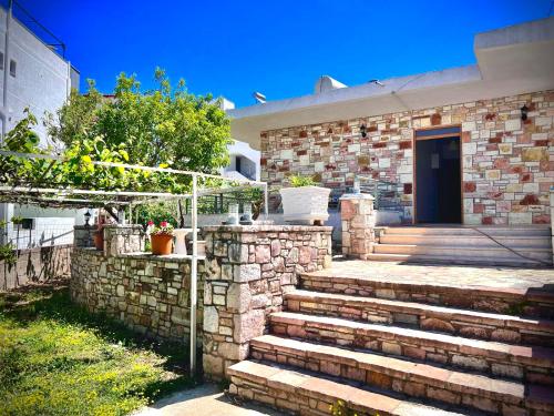 Villa Breeze