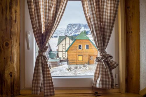 Фотография из галереи Apartman Wooden Paradise в Жабляке