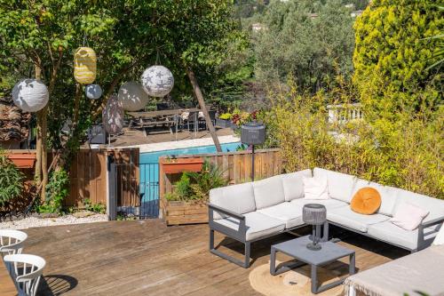 Villa - Piscine partagée dans résidence privée - Proche Cannes