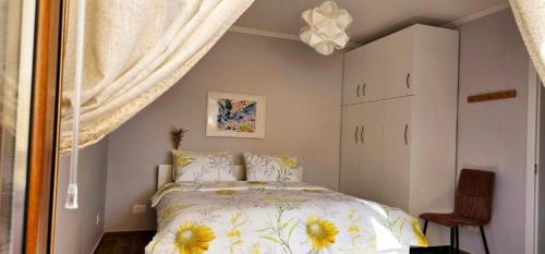 Nuçi's Place - The Signature Collection