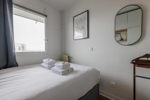 Charming apartment with balcony and view - 1BDR 2P - 19th arr