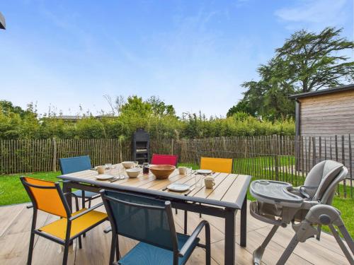 Maison neuve avec terrasse et jardin pour 6