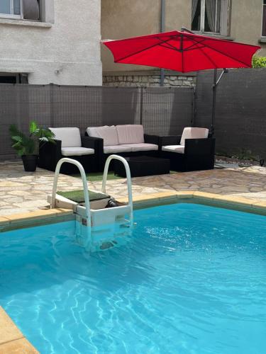 UNIQUE villa Zen et Détente avec piscine très bien placé proche du centre