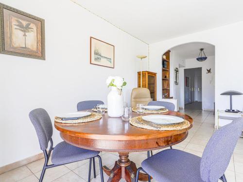 Apartment Baie Azur by Interhome