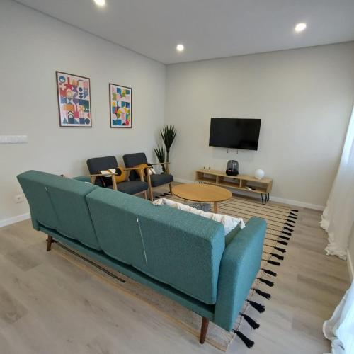 Casa das Redes - Walk to Peniche Beach
