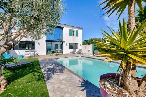 Villa pour 8 avec piscine à La Flotte en Ré