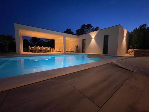 Villa Loura - Villa contemporaine avec piscine