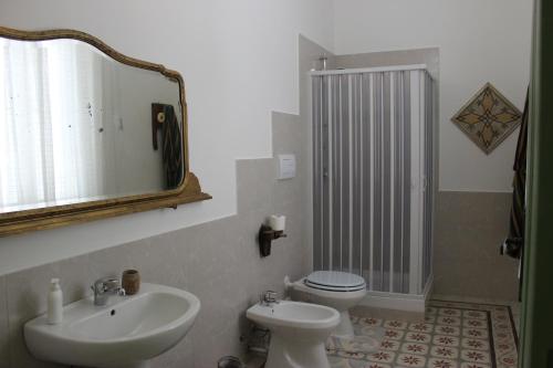 Koupelna v ubytování B&B Le Macine 1868