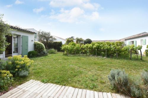 Photo de la galerie de l'établissement 448 La Vigne - Charming village house, à La Couarde-sur-Mer